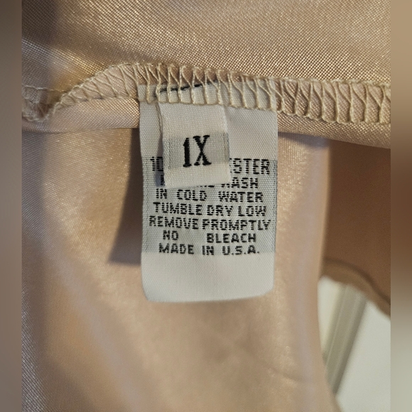 Silky Robe plus-size - Picture 3 of 4